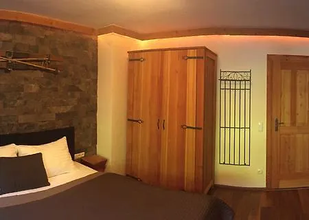 兰斯豪斯玛里兹酒店