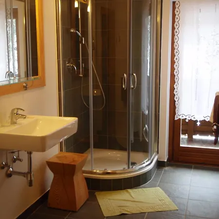 兰斯豪斯玛里兹酒店 招待所 滨湖采尔